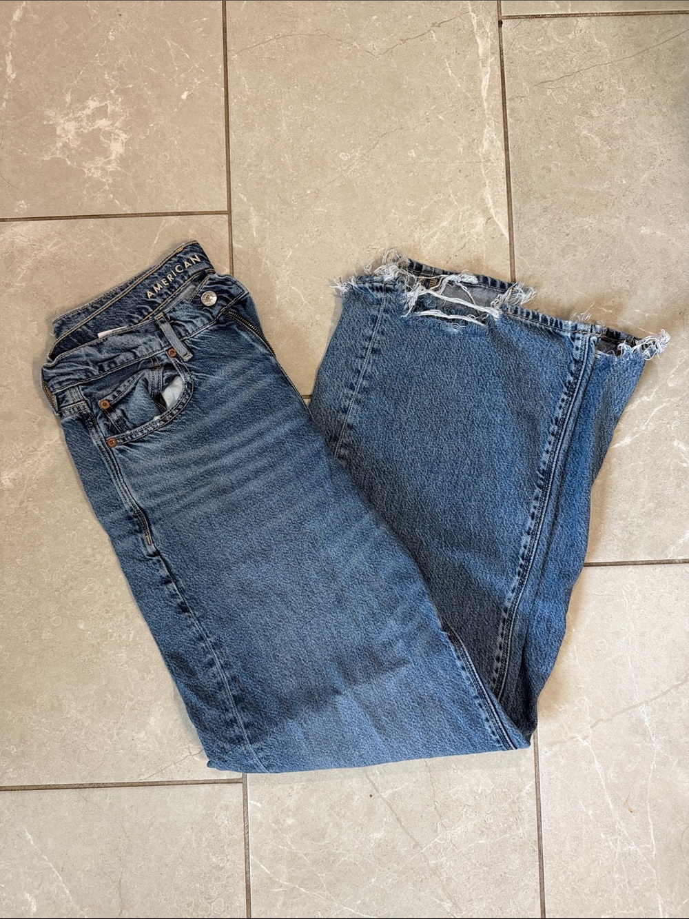 American Eagle Outfitters Blue Straight-Leg Frayed-Hem Jeans